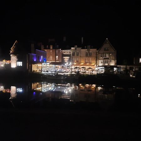 Le Duclos, Appartement Rez-De-Jardin Dinan Centre Luaran gambar